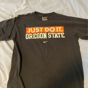 Retro Oregon State University Nike Just do it shirt size medium